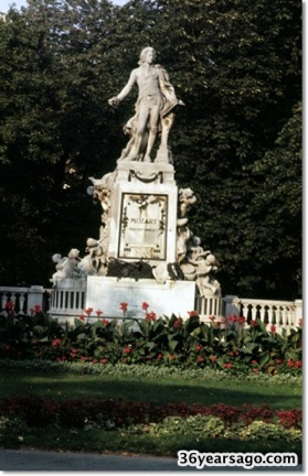 Mozart statue in park