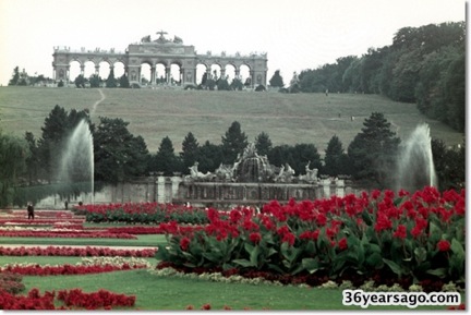 Schonbrunn Palace 02