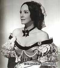 Anna_Moffo_Portrait_as_Violetta